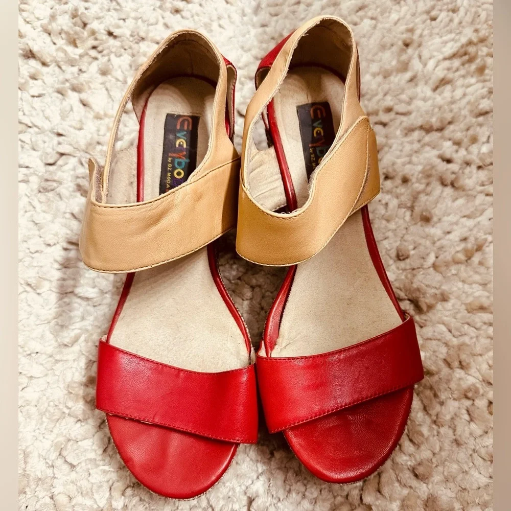 Everybody by BZ Moda Leather Festive & Vibrant Wedges Open Toe Sandals 39/US 8.5